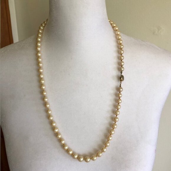 VINTAGE Pearl Costume Necklace Approx 24" Long - Picture 2 of 10